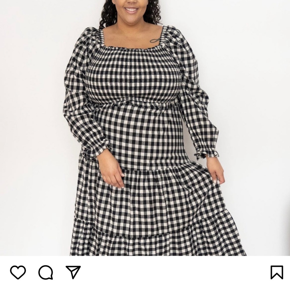 Hayden Los Angeles Black and white plaid dress XL Smocked Midi Dress